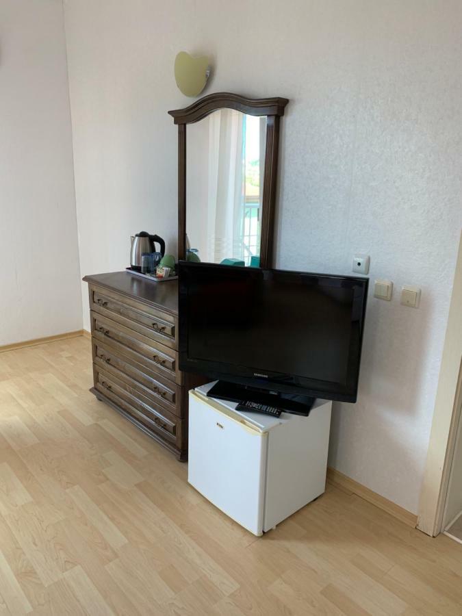 Sunray Guest House, Private Rooms & Apartment With Lovely Sea View Варна Экстерьер фото